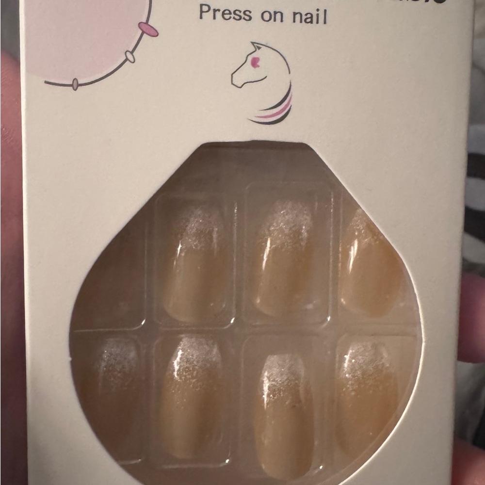 Press On Nails in Tan (Free with purchase only)